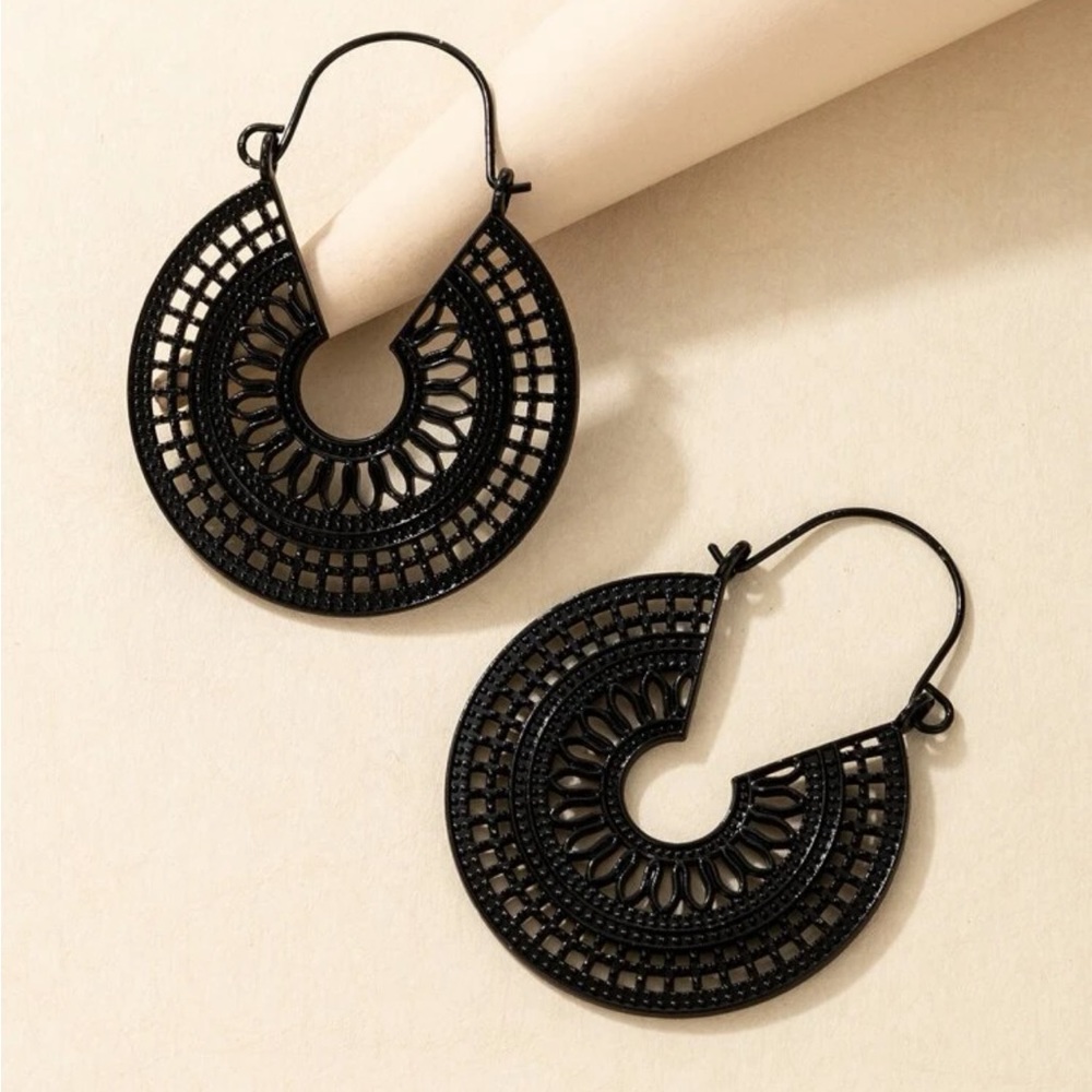 ◾️ Boho Earrings / Hollow Out Hoop earrings/ B